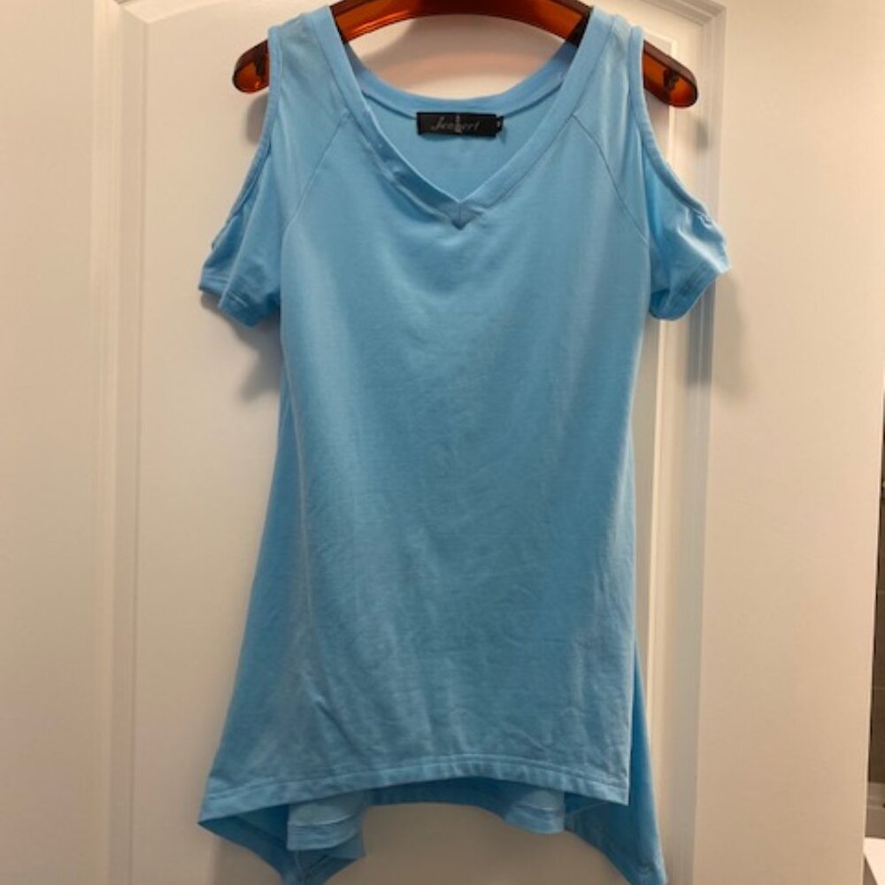 New * MEDIUM BLUE High-Low COLD SHOULDER Cap Sleeve A-LINE Stretch V-NECK TOP~ M